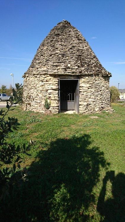 Petite Maison En Pierre Au Coeur Du Perigord Noir Salignac Eyvigues Buitenkant foto