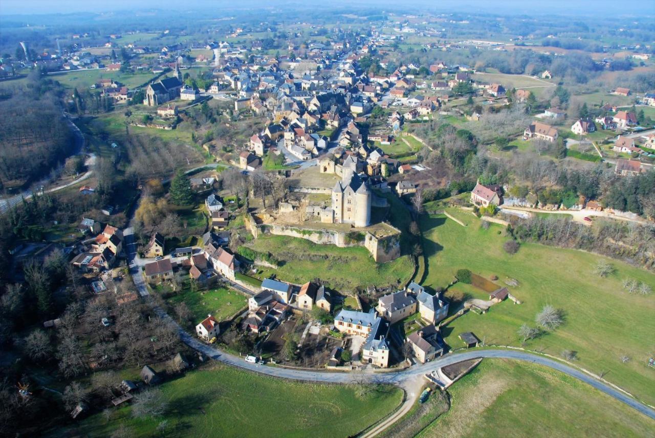 Petite Maison En Pierre Au Coeur Du Perigord Noir Salignac Eyvigues Buitenkant foto
